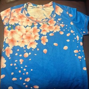 INKnBurn womens large flower shirt